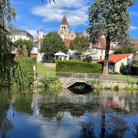 Studio Tropical , Vierzon , Proche Gare , Tout Confort Luaran gambar